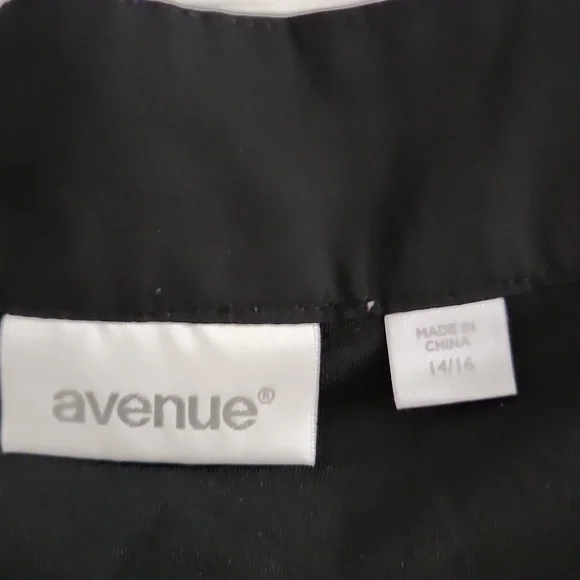 Avenue Blouse size 14/16 polka dots black/white - Picture 2 of 4